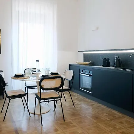 Διαμέρισμα Comecasa Sforza Chic -10 Min Walk From Duomo Μιλάνο