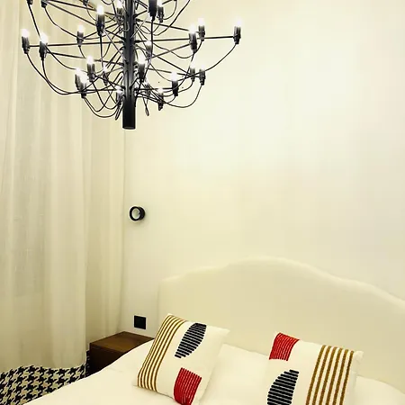 Apartment Comecasa 10 Min Walk From Duomo And Policlinico Mangiagalli *